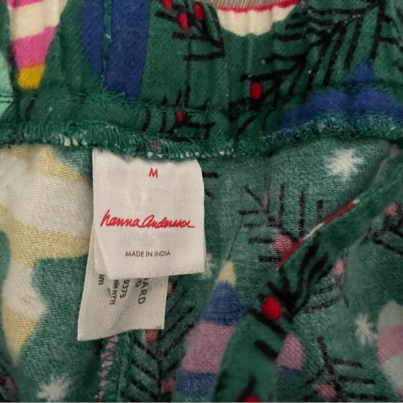 Hanna Anderson Christmas Flannel Pajama set unisex Top Large Bottom Medium - Picture 7 of 7